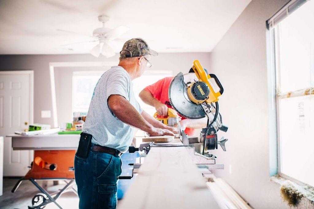 3 Things You Need To Do Before You Hire A Carpenter 3